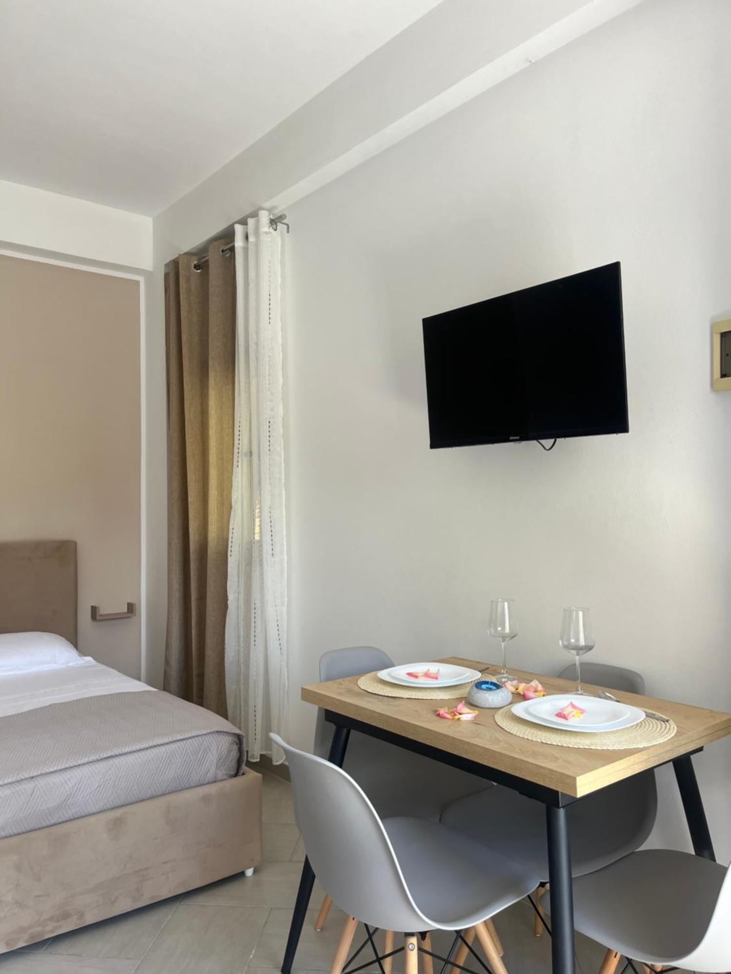 Blossom Apartments Vlorë Extérieur photo
